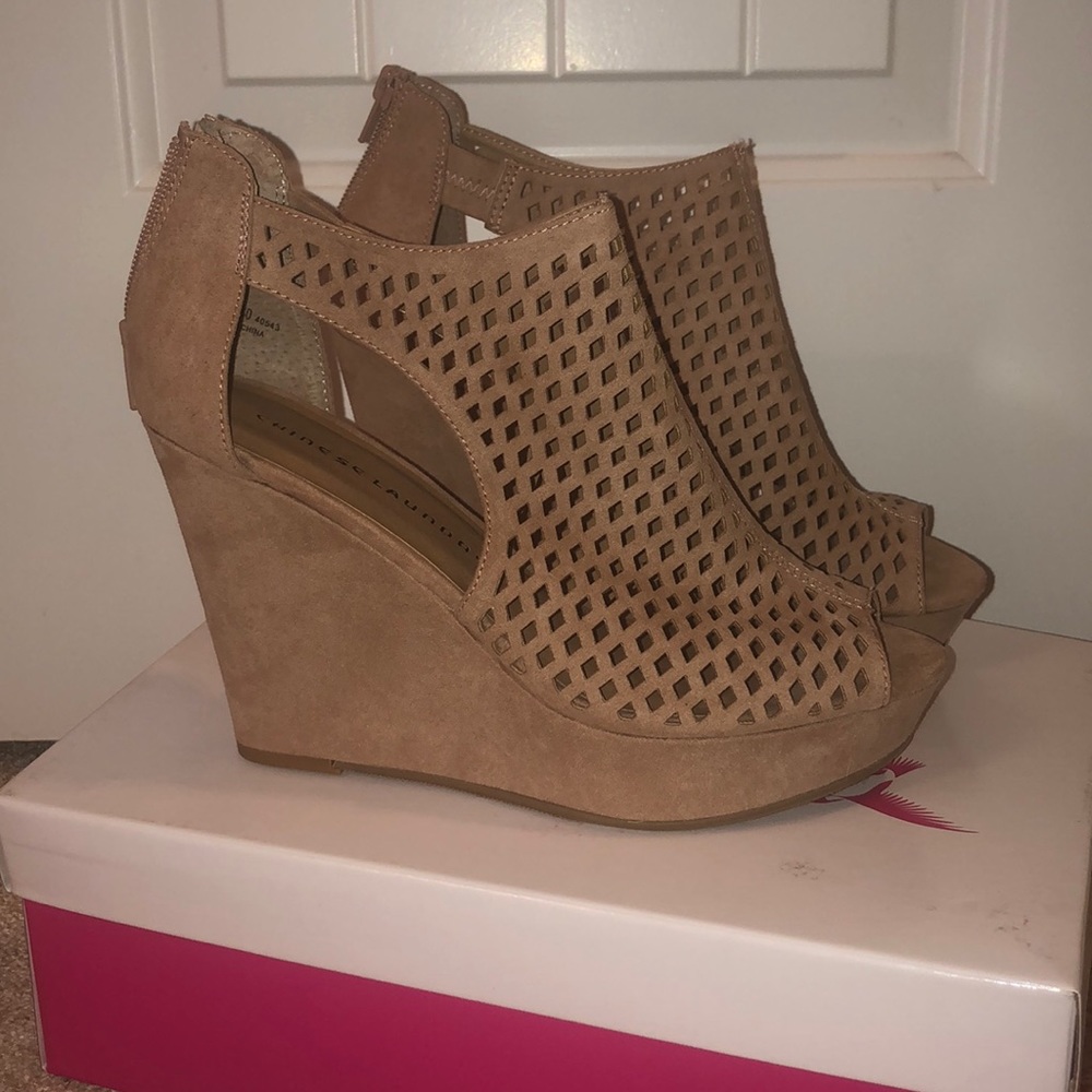 Chinese Laundry Indie Wedge